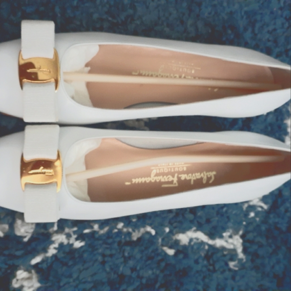 Ferragamo Classic White Calf Shoes